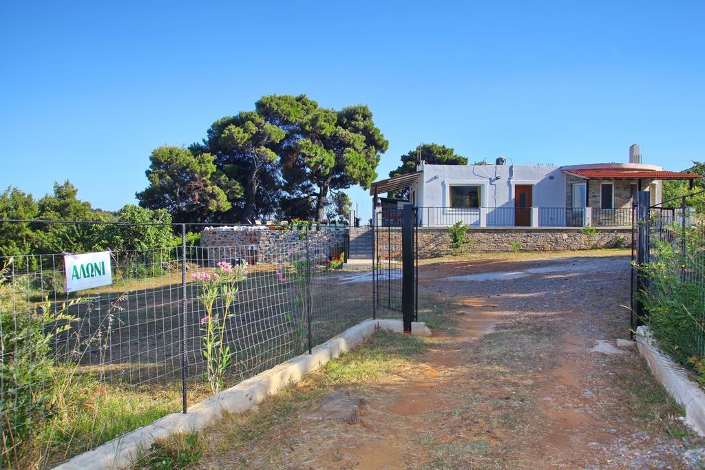 סקופלוס טאון Aloni Villa מראה חיצוני תמונה